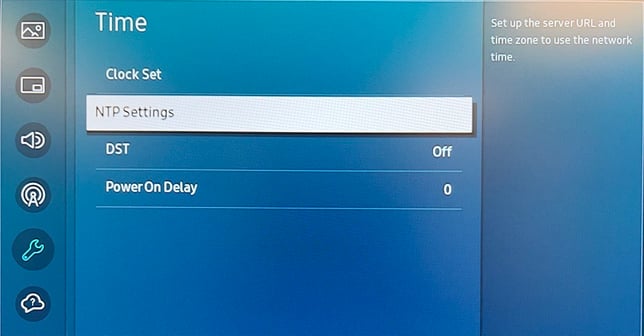 automatisk-oppdatering-av-tid-og-dato-for-samsung-skjermer_3